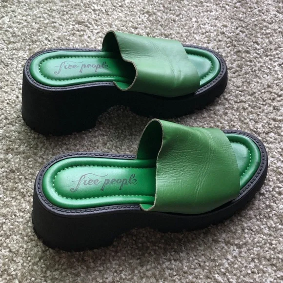 Free People Size EU 38 Winona Kelly Green Leather Slip On Wedge Sandals - Picture 2 of 8